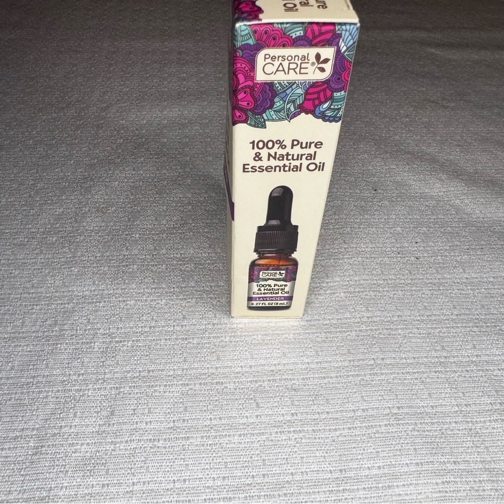 Persona Lavender Essential Oil Bottle with Purple Accent - Picture 4 of 5